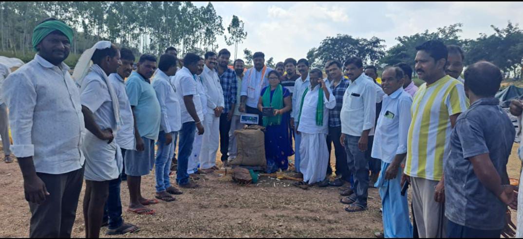 వరి ధాన్యం కొనుగోలు కేంద్రాలు ప్రారంభం