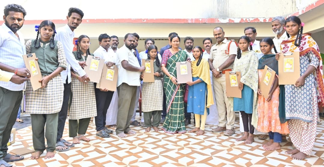 పదవ తరగతి పరీక్షల్లో ప్రతి ఒక్క విద్యార్థి ఉత్తీర్ణత సాధించాలి