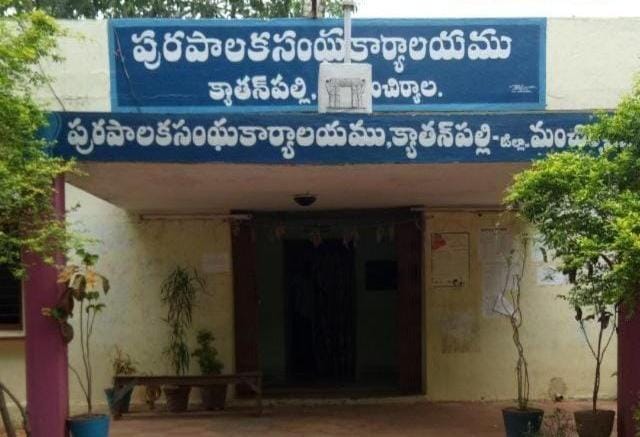 పార్టీ కోసం పనిచేసిన వారికి టిక్కెట్ దక్కేనా….?