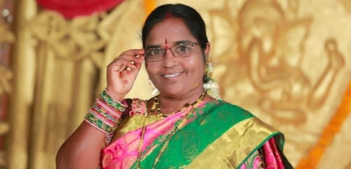 ఉరివేసుకుని వివాహిత ఆత్మహత్య