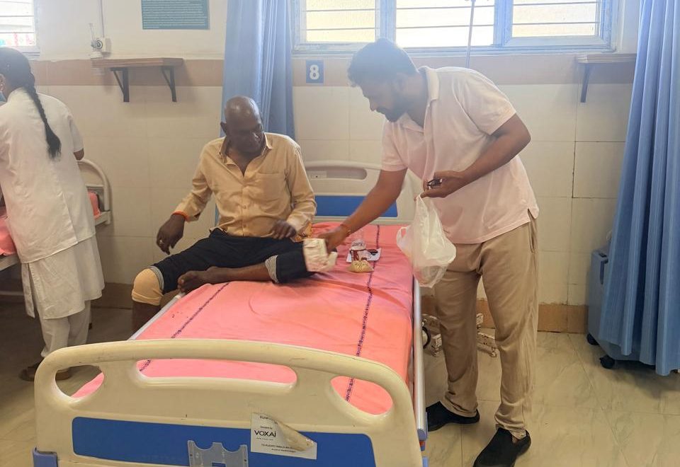 కుక్కల స్వైర విహారం