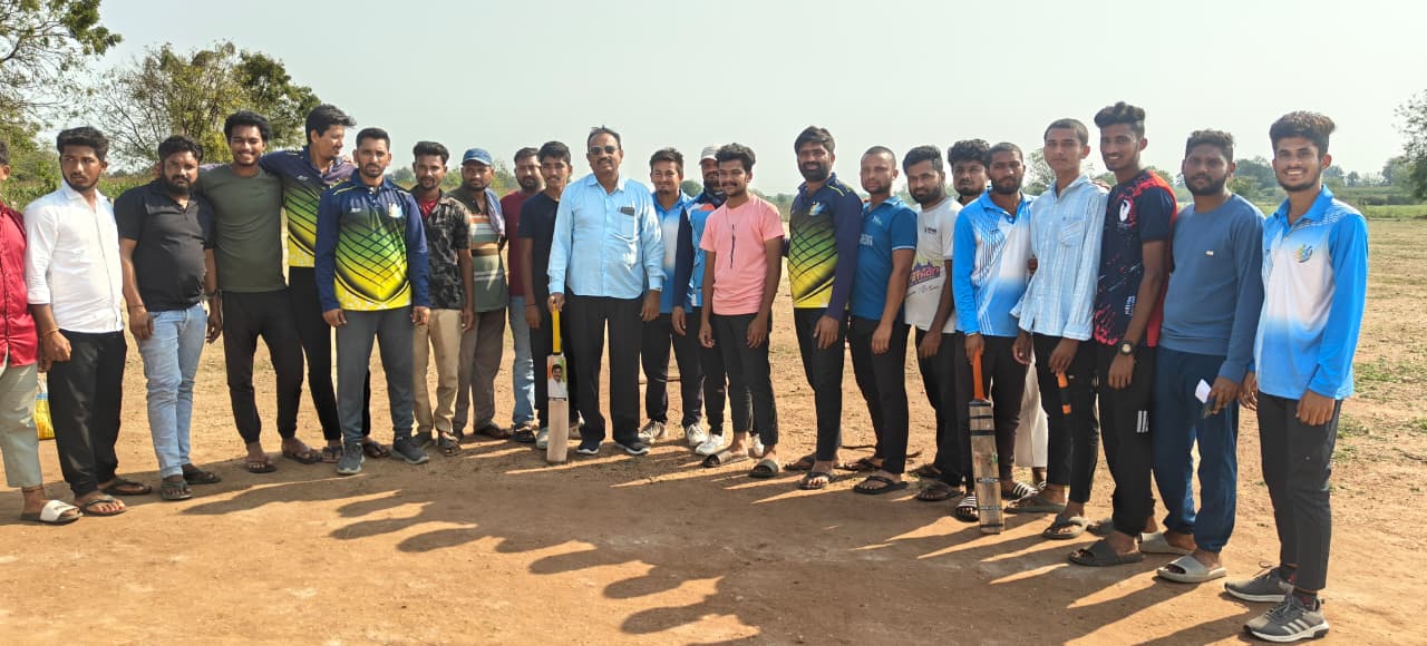 యువత క్రీడాకారులు ఎదగాలి చెరువు మాధవరం మత్స్య సొసైటీ ఉపాధ్యక్షుడు రాధాకృష్ణమూర్తి