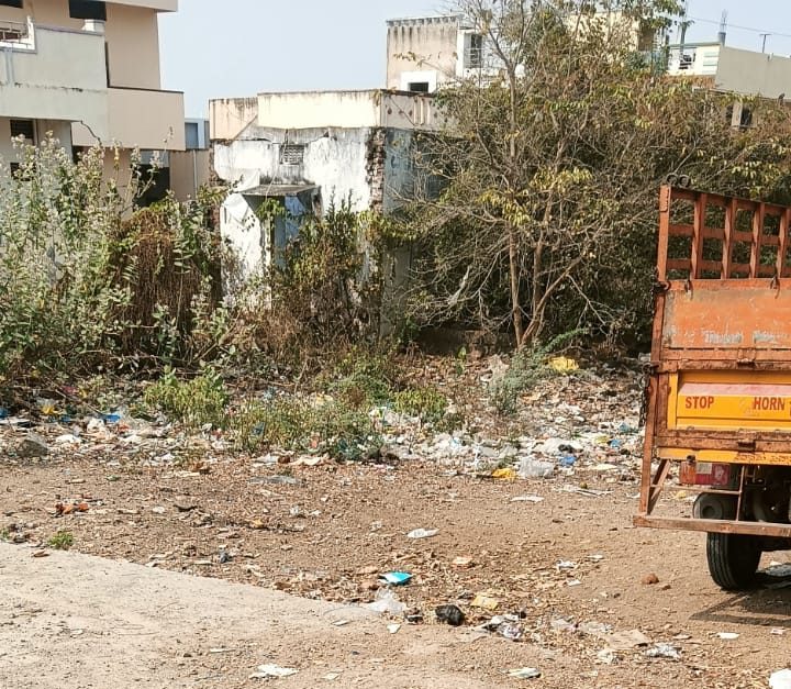 సమస్యల కు తగిన పాలన ఎక్కడ. డ్రైనేజీ లో చెత్త మాత్రమే సమస్య నా….?