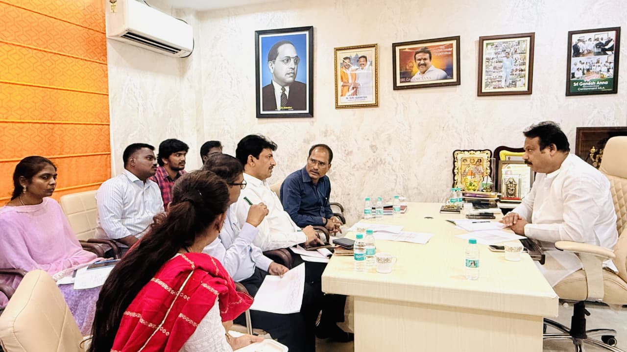 ప్రజాపాలన- ప్రగతి ప్రణాళిక 99 రోజుల కార్యక్రమంపై అధికారులతో సమీక్ష చేసిన కంటోన్మెంట్ ఎమ్మెల్యే శ్రీగణేష్