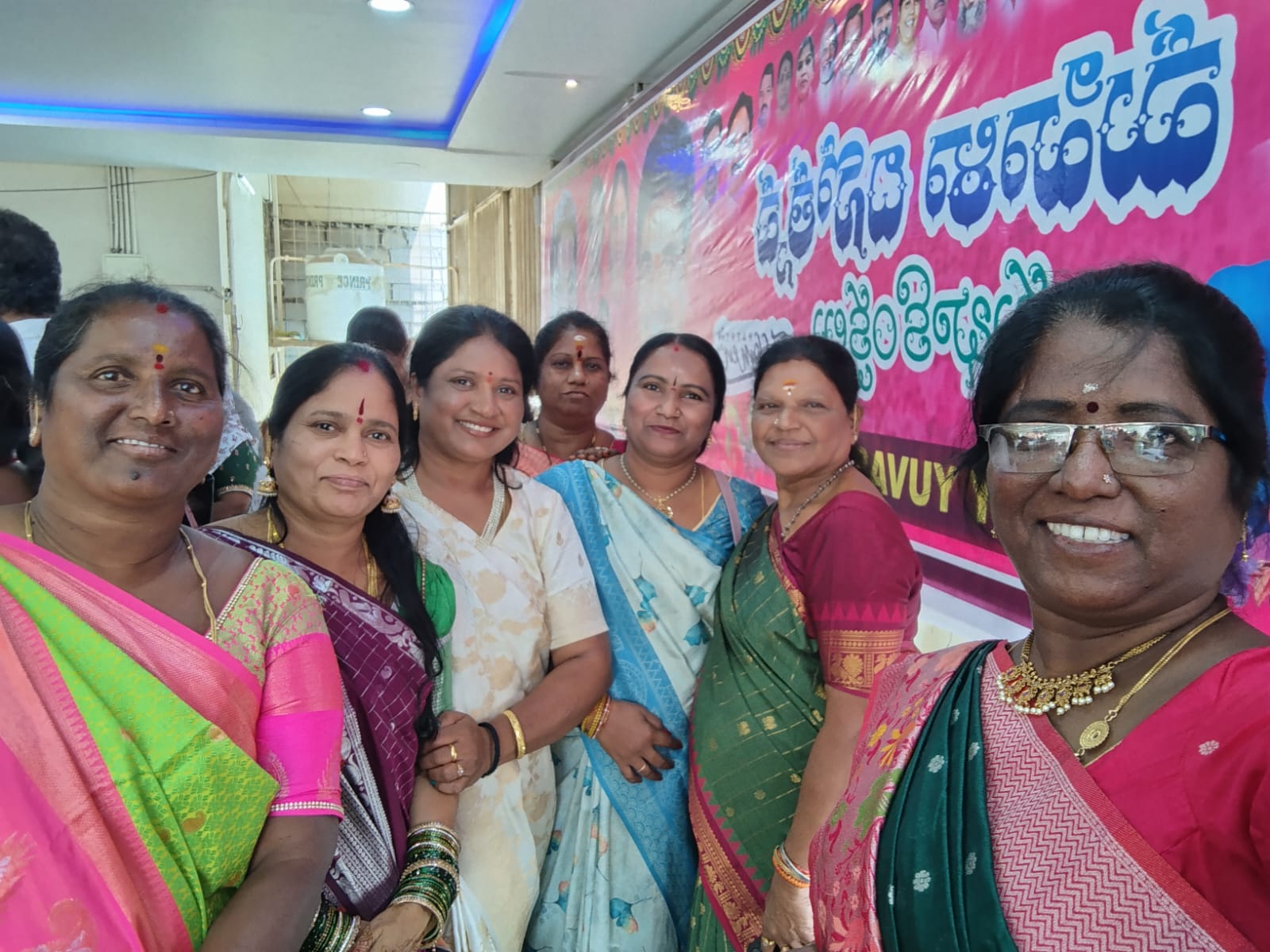 ఓల్డ్ బోయిన్పల్లి శ్రీ ముద్దం నరసింహ యాదవ్  ఆధ్వర్యంలో అంతర్జాతీయ మహిళా దినోత్సవ వేడుకలు …