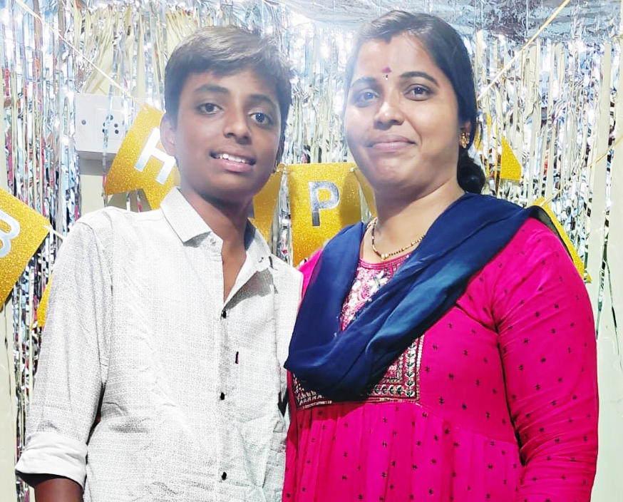 ఒకే రోజు… తల్లిఇంటర్, కొడుకు10వ తరగతి..పాస్.