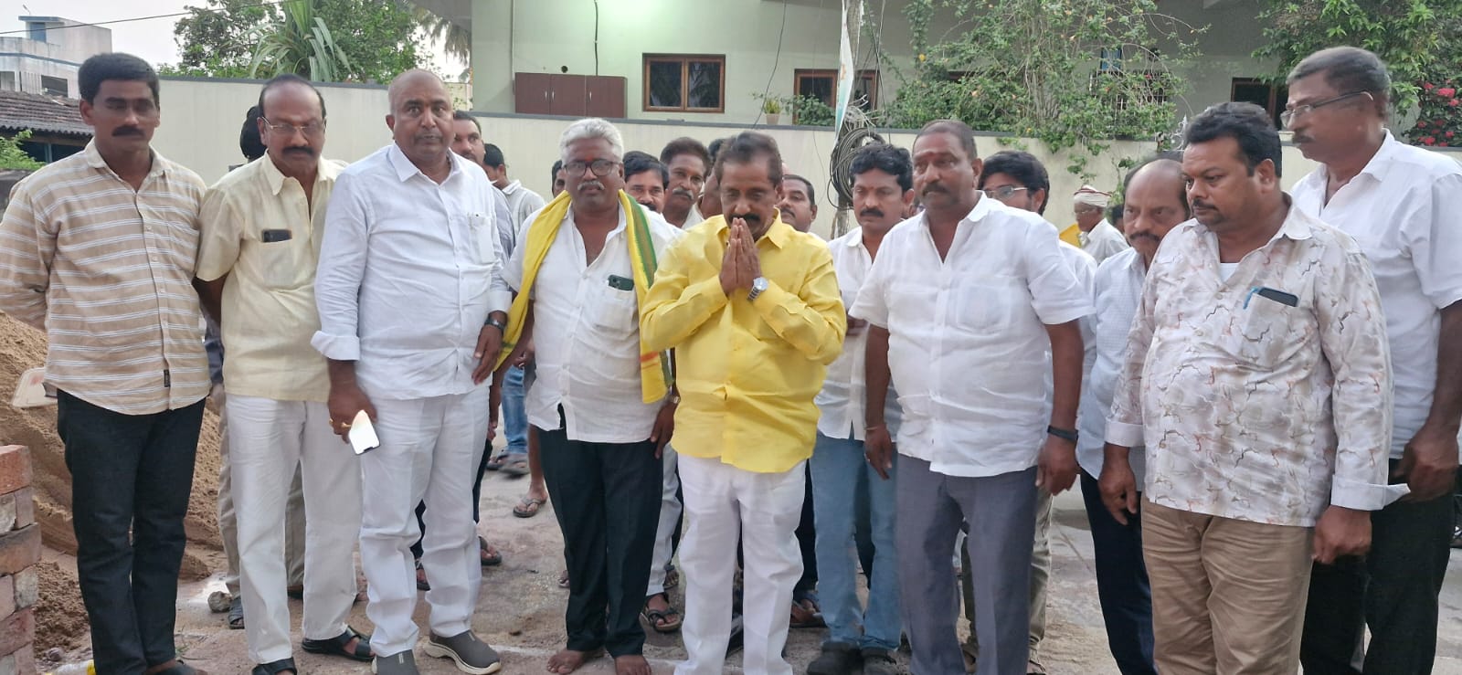 అభివృద్ధి సంక్షేమం కూటమి ప్రభుత్వం లక్ష్యం….ఎమ్మెల్యే వేగుళ్ళ..
